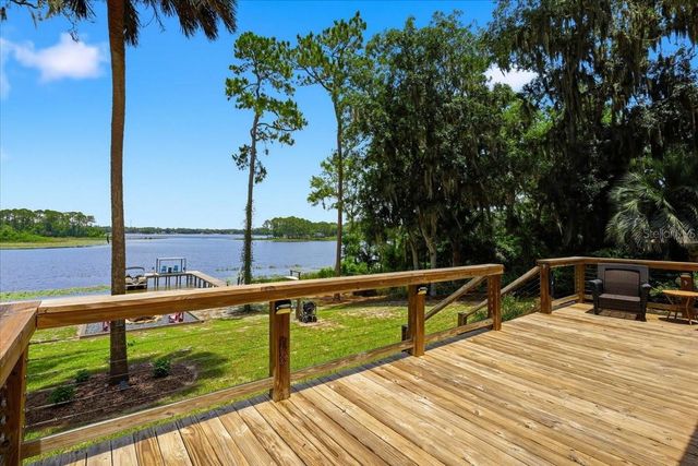 460 LAKE COMO DRIVE, Pomona Park, FL 32181