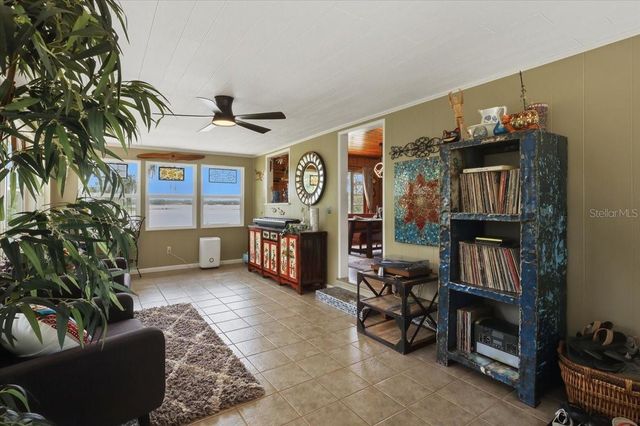460 LAKE COMO DRIVE, Pomona Park, FL 32181