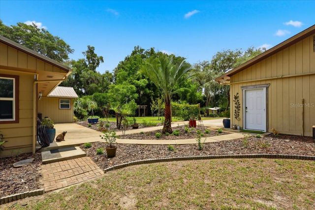 460 LAKE COMO DRIVE, Pomona Park, FL 32181