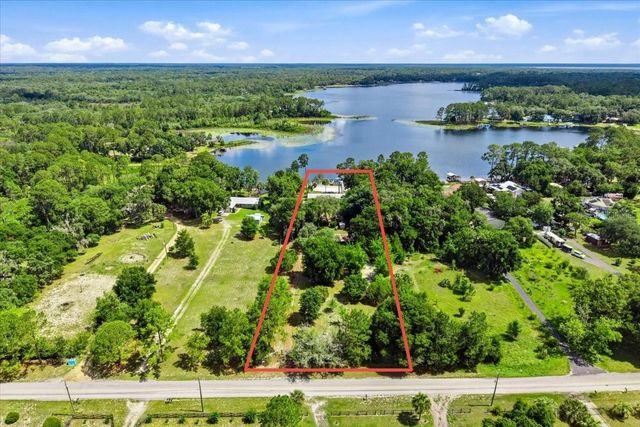 460 LAKE COMO DRIVE, Pomona Park, FL 32181