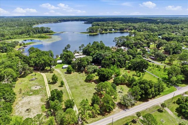460 LAKE COMO DRIVE, Pomona Park, FL 32181