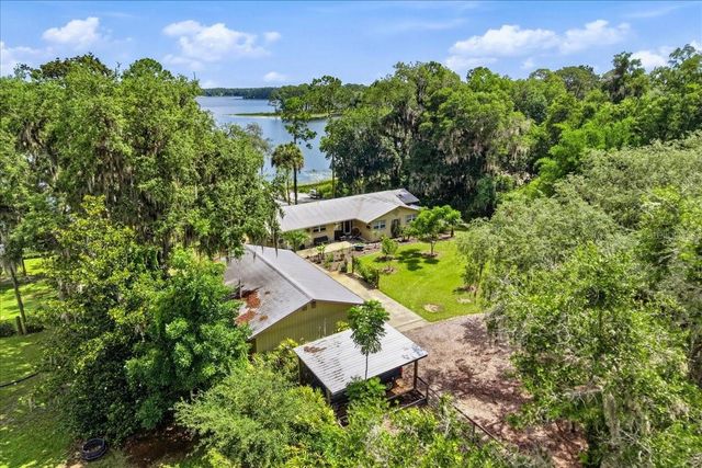 460 LAKE COMO DRIVE, Pomona Park, FL 32181