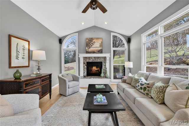 12897 Thornhill Court, Town And Country, MO 63131