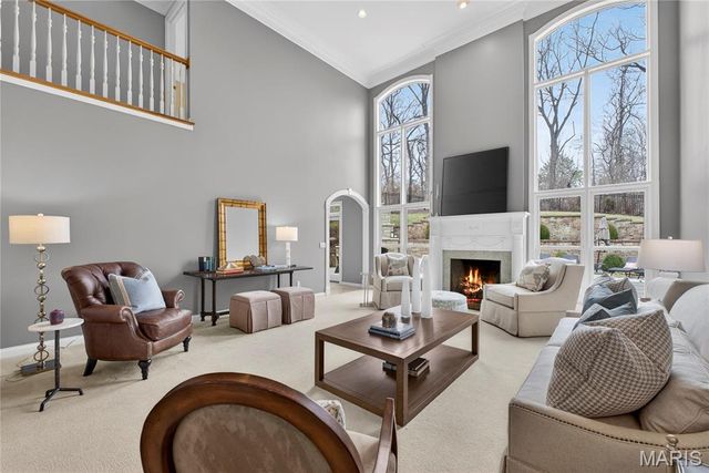 12897 Thornhill Court, Town And Country, MO 63131