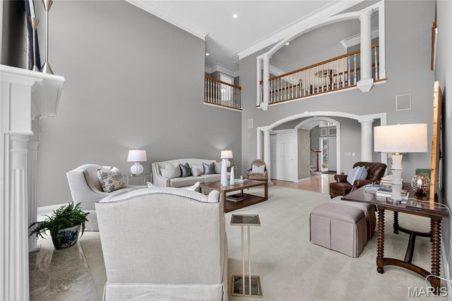 12897 Thornhill Court, Town And Country, MO 63131