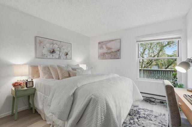 101 Piccadilly Place D, San Bruno, CA 94066