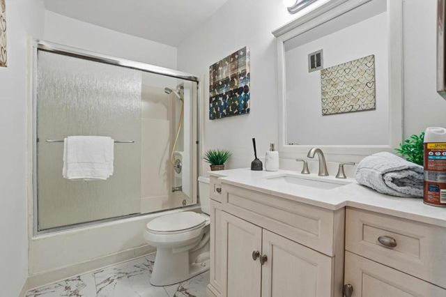 101 Piccadilly Place D, San Bruno, CA 94066