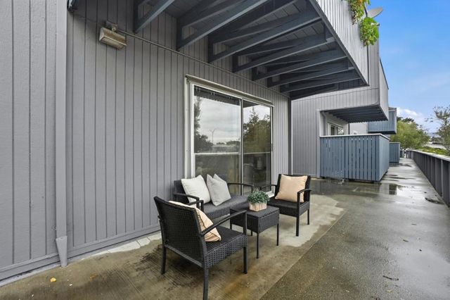 101 Piccadilly Place D, San Bruno, CA 94066