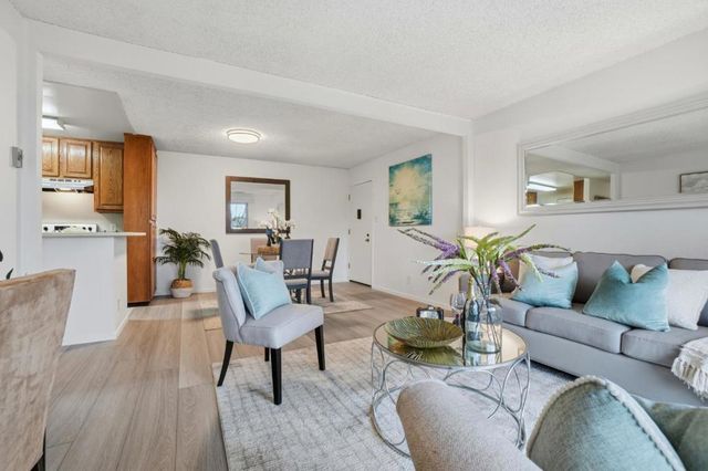 101 Piccadilly Place D, San Bruno, CA 94066