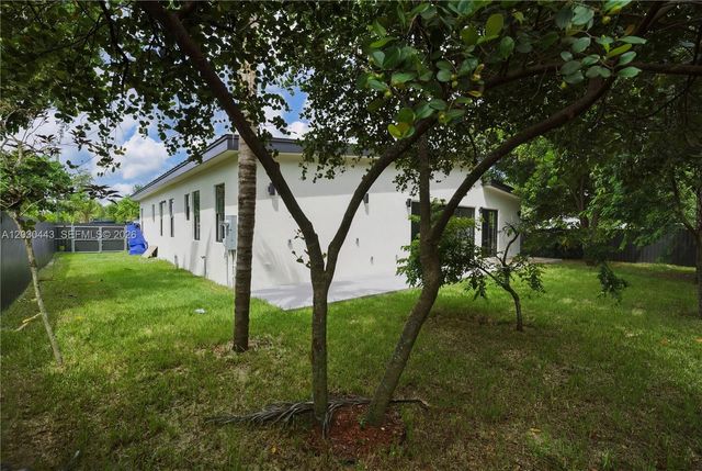 131 Miami Gardens Road, West Park, FL 33023