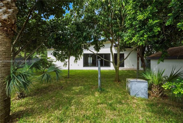 131 Miami Gardens Road, West Park, FL 33023