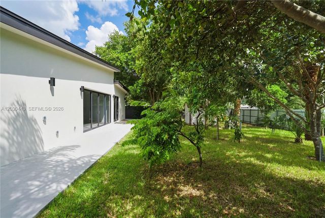 131 Miami Gardens Road, West Park, FL 33023