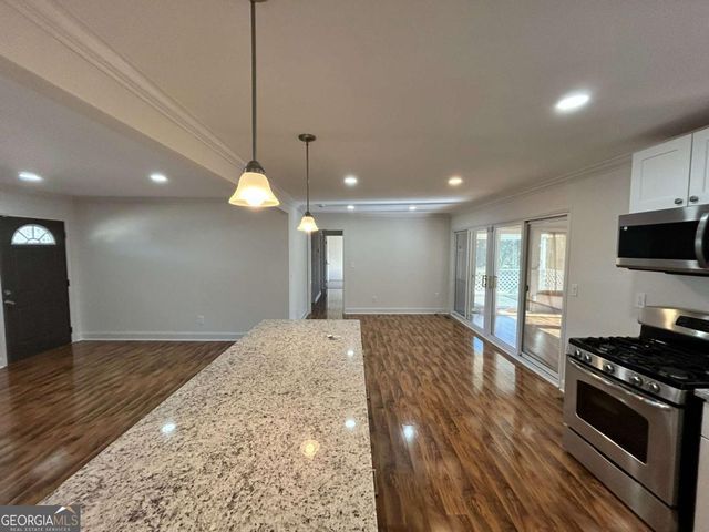 4642 Elmhurst Drive, Douglasville, GA 30135