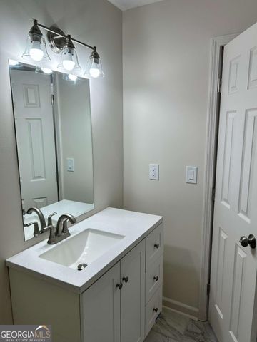 4642 Elmhurst Drive, Douglasville, GA 30135