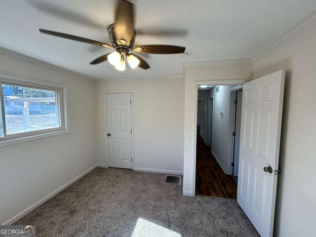 4642 Elmhurst Drive, Douglasville, GA 30135