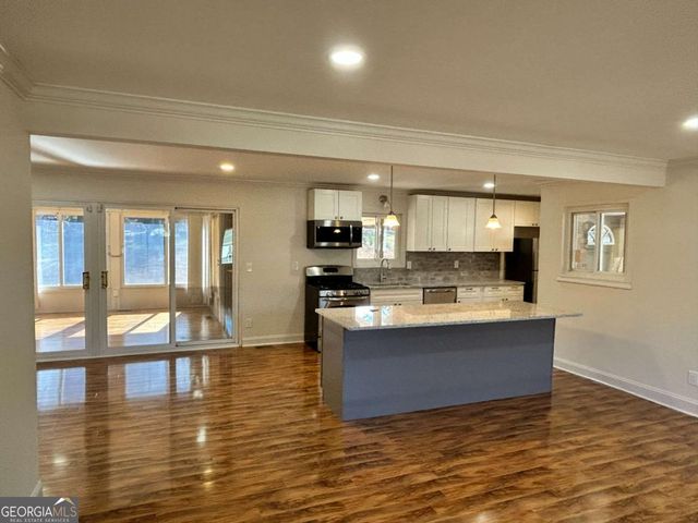 4642 Elmhurst Drive, Douglasville, GA 30135