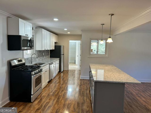 4642 Elmhurst Drive, Douglasville, GA 30135