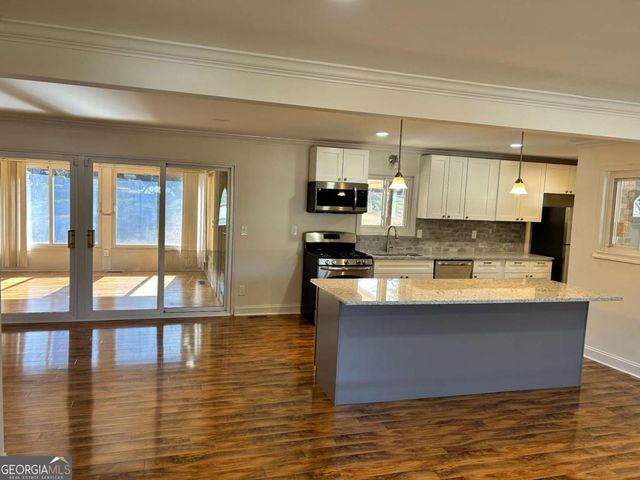 4642 Elmhurst Drive, Douglasville, GA 30135