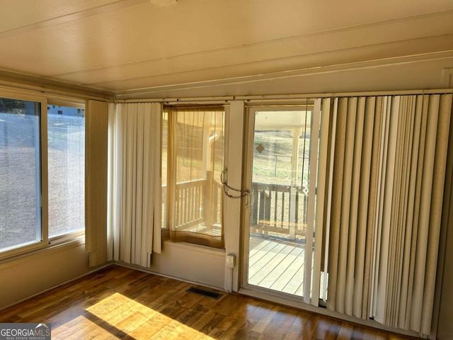 4642 Elmhurst Drive, Douglasville, GA 30135