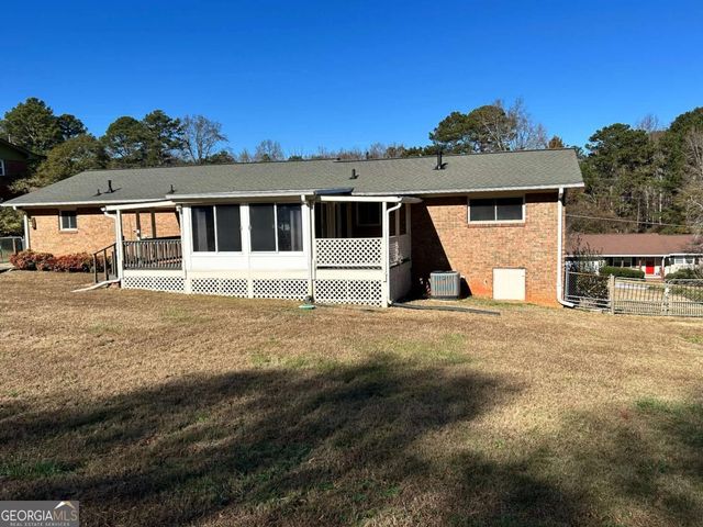 4642 Elmhurst Drive, Douglasville, GA 30135