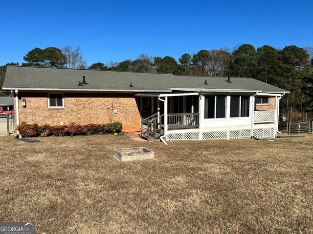 4642 Elmhurst Drive, Douglasville, GA 30135