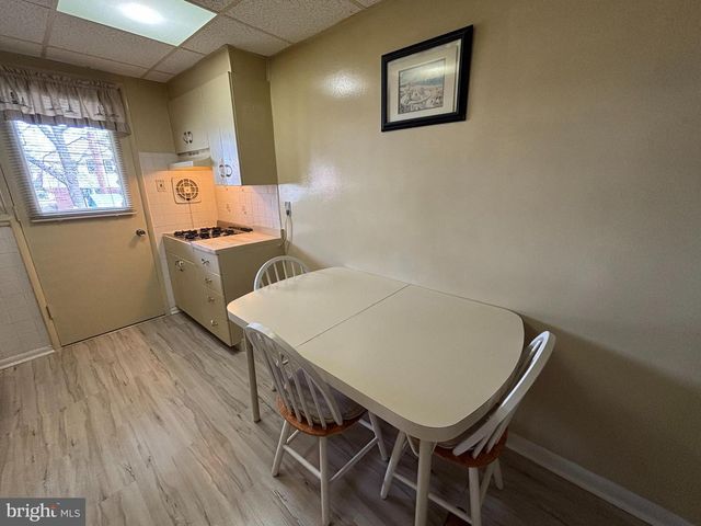 1557 BLACKROCK RD, Swarthmore, PA 19081