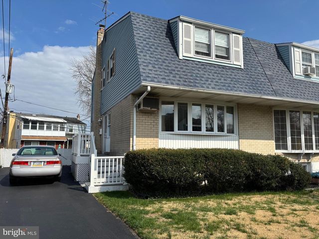 1557 BLACKROCK RD, Swarthmore, PA 19081