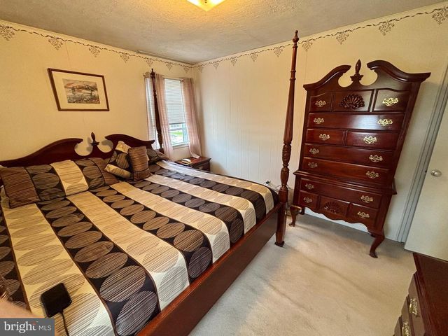 1557 BLACKROCK RD, Swarthmore, PA 19081