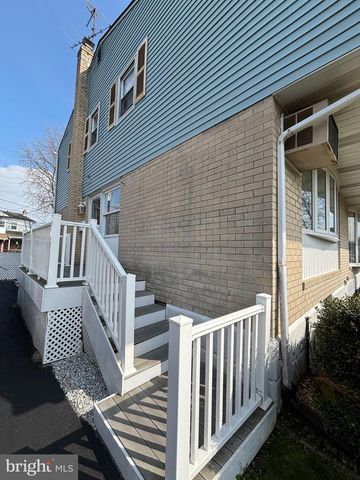 1557 BLACKROCK RD, Swarthmore, PA 19081