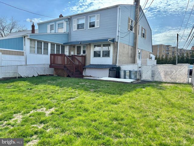 1557 BLACKROCK RD, Swarthmore, PA 19081