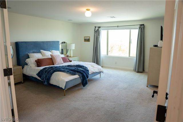 520 Hunter Flat Street, Las Vegas, NV 89138