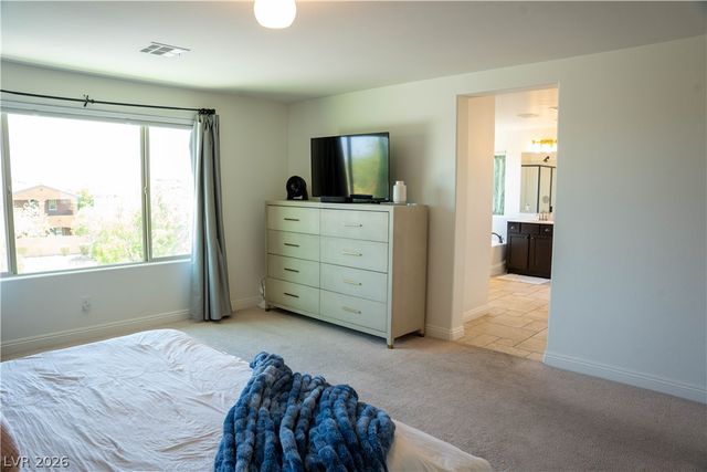 520 Hunter Flat Street, Las Vegas, NV 89138