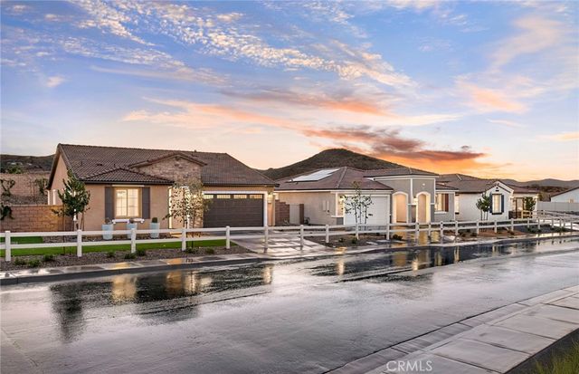 25411 Violane Drive, Menifee, CA 92585