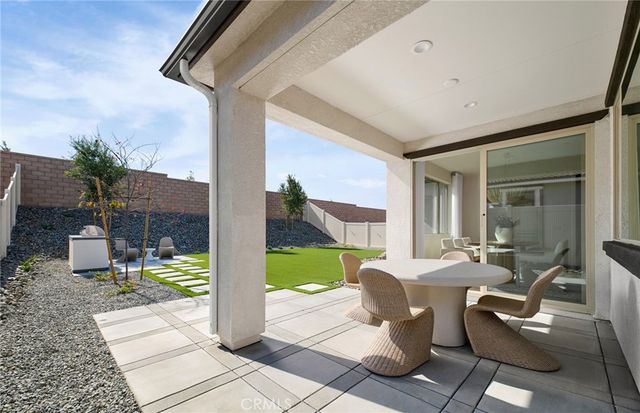 25411 Violane Drive, Menifee, CA 92585