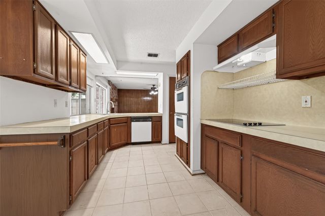 12319 Monticeto Lane, Meadows Place, TX 77477