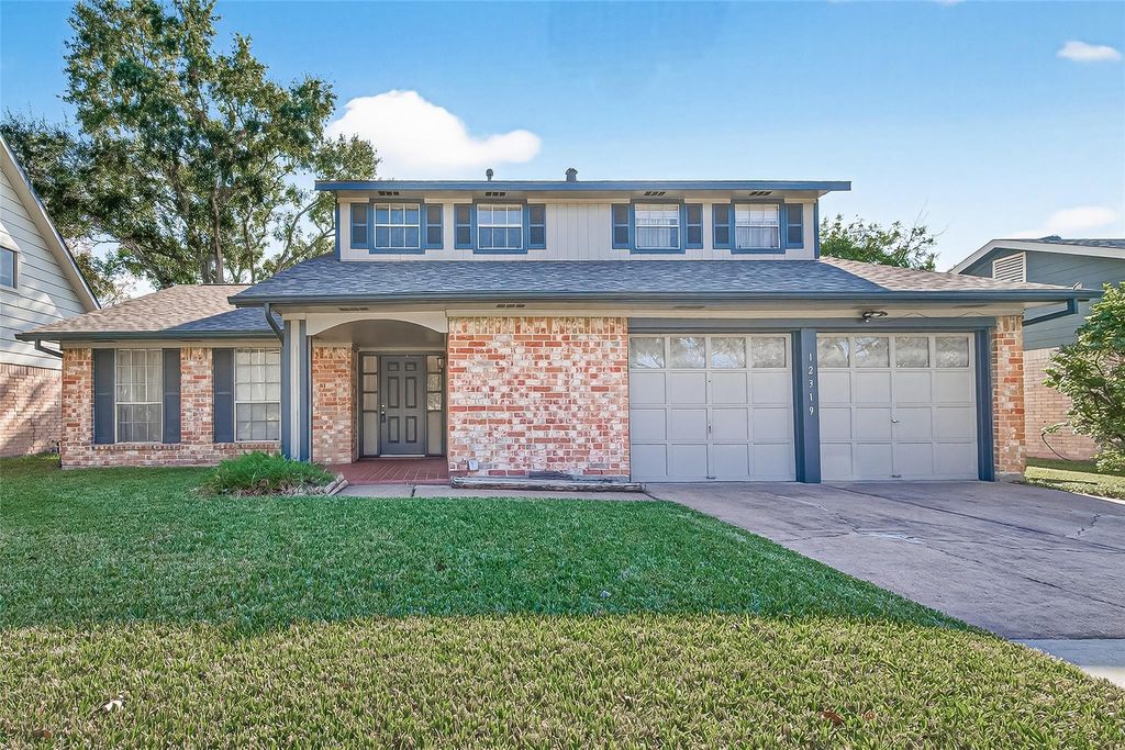 12319 Monticeto Lane, Meadows Place, TX 77477