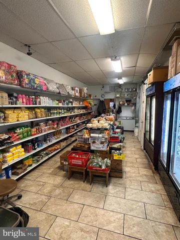 2324 S 7TH ST, Philadelphia, PA 19148