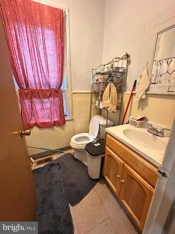 2324 S 7TH ST, Philadelphia, PA 19148