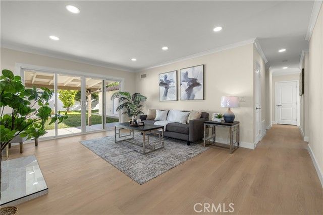 16931 Rinaldi, Granada Hills (los Angeles), CA 91344