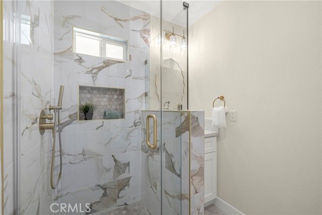 16931 Rinaldi, Granada Hills (los Angeles), CA 91344