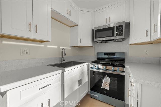 16931 Rinaldi, Granada Hills (los Angeles), CA 91344