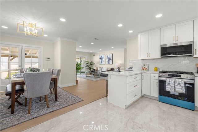 16931 Rinaldi, Granada Hills (los Angeles), CA 91344