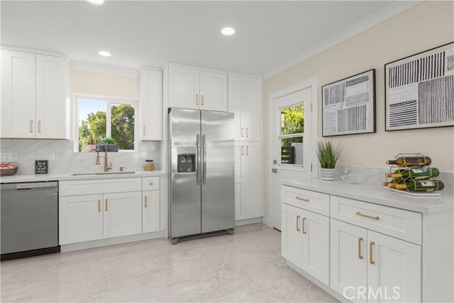 16931 Rinaldi, Granada Hills (los Angeles), CA 91344