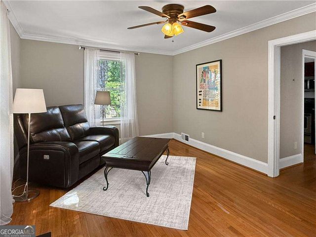 656 Timm Valley Road NE, Atlanta, GA 30305