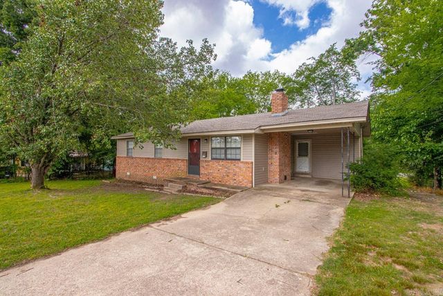 212 N Border Street, Benton, AR 72015