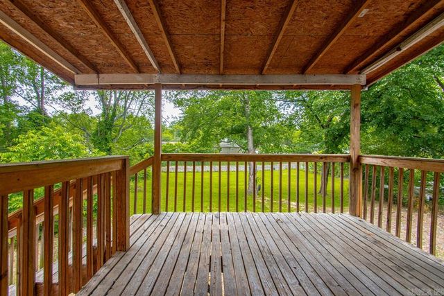 212 N Border Street, Benton, AR 72015