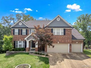610 Legends Bluffs Court, Eureka, MO 63025