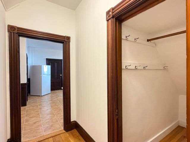 29 Greene St 1, Somerville, MA 02143