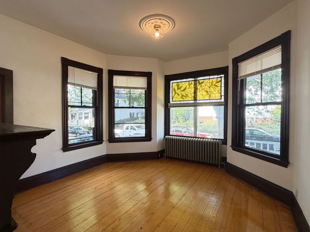 29 Greene St 1, Somerville, MA 02143