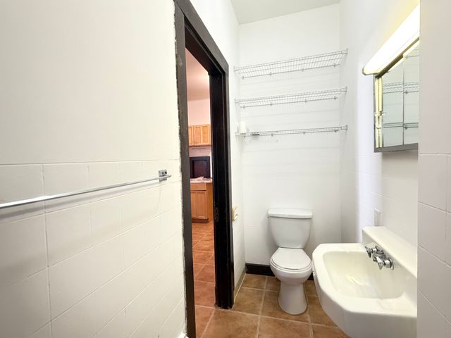 29 Greene St 1, Somerville, MA 02143